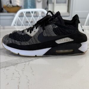 Nike Air Max 90 Ultra 2.0 Flyknit- Oreo Colorway Men Shoe Size 12